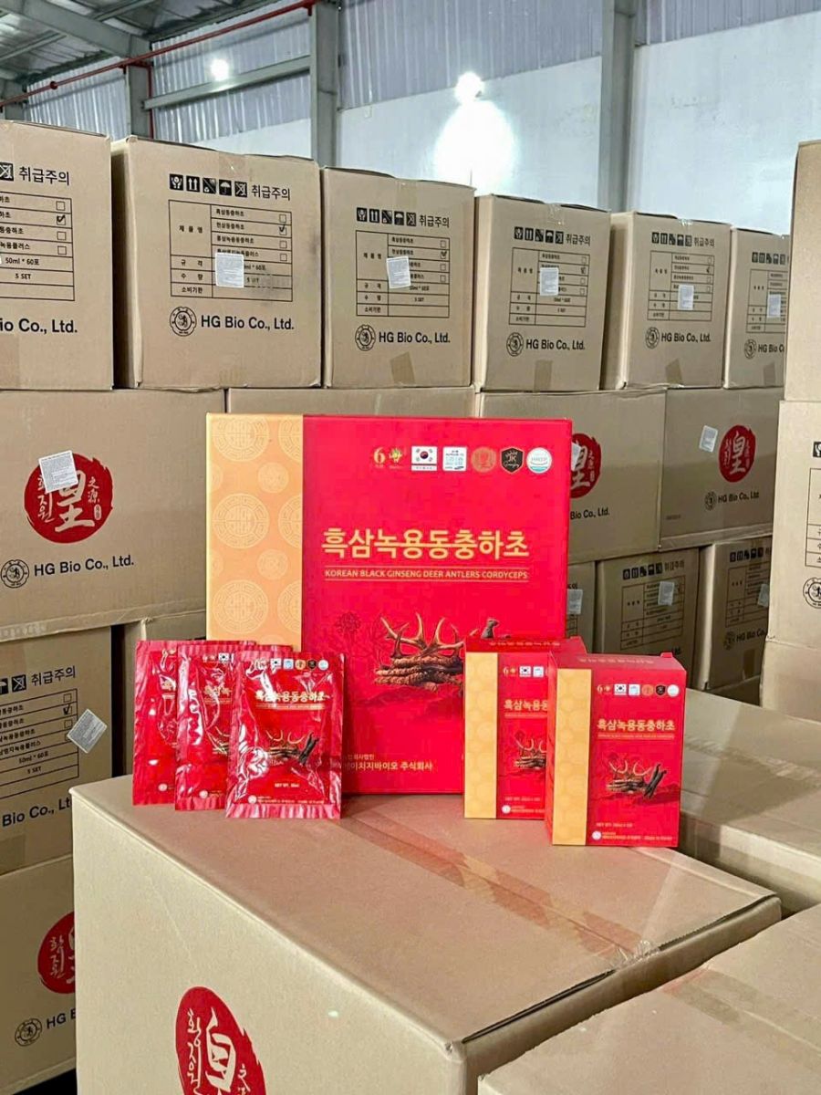 NƯỚC HẮC SÂM NHUNG HƯƠU ĐÔNG TRÙNG HỘP 30 GÓI X 50 ML HÀN QUỐC